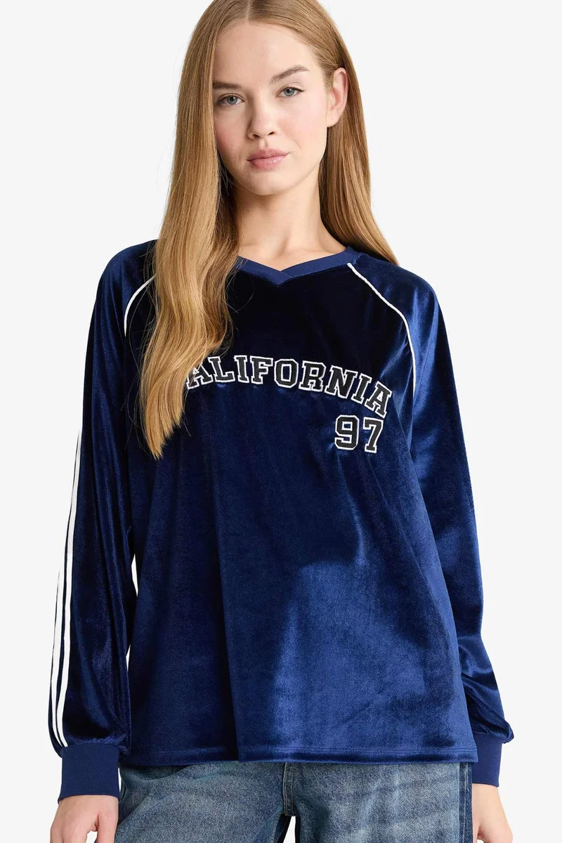 Defacto Oversize Fit V-Neck Printed Velvet Sweatshirt