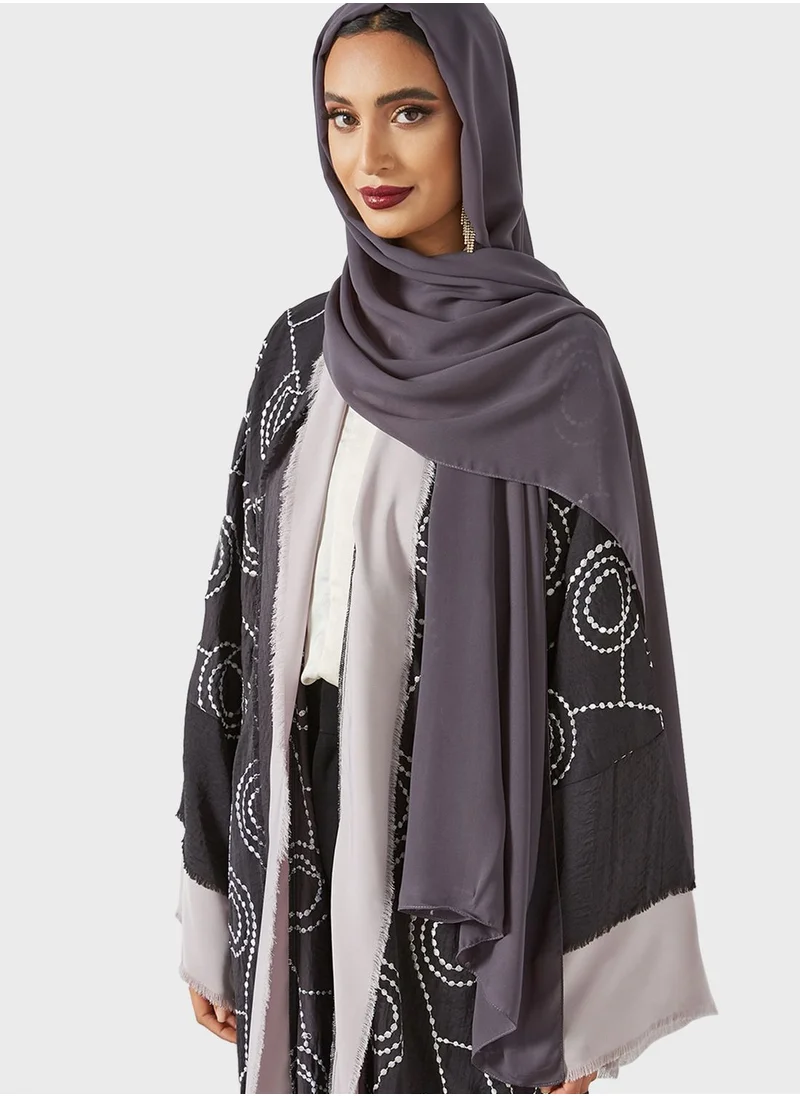 Threadz by Ajooni Contrast Embroidered Detail Abaya