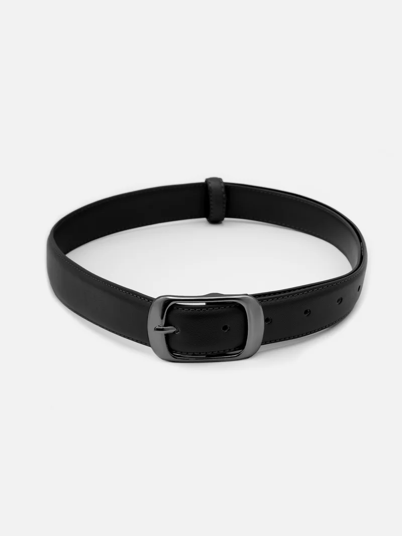 Lichi Leather belt with soft shaped buckle