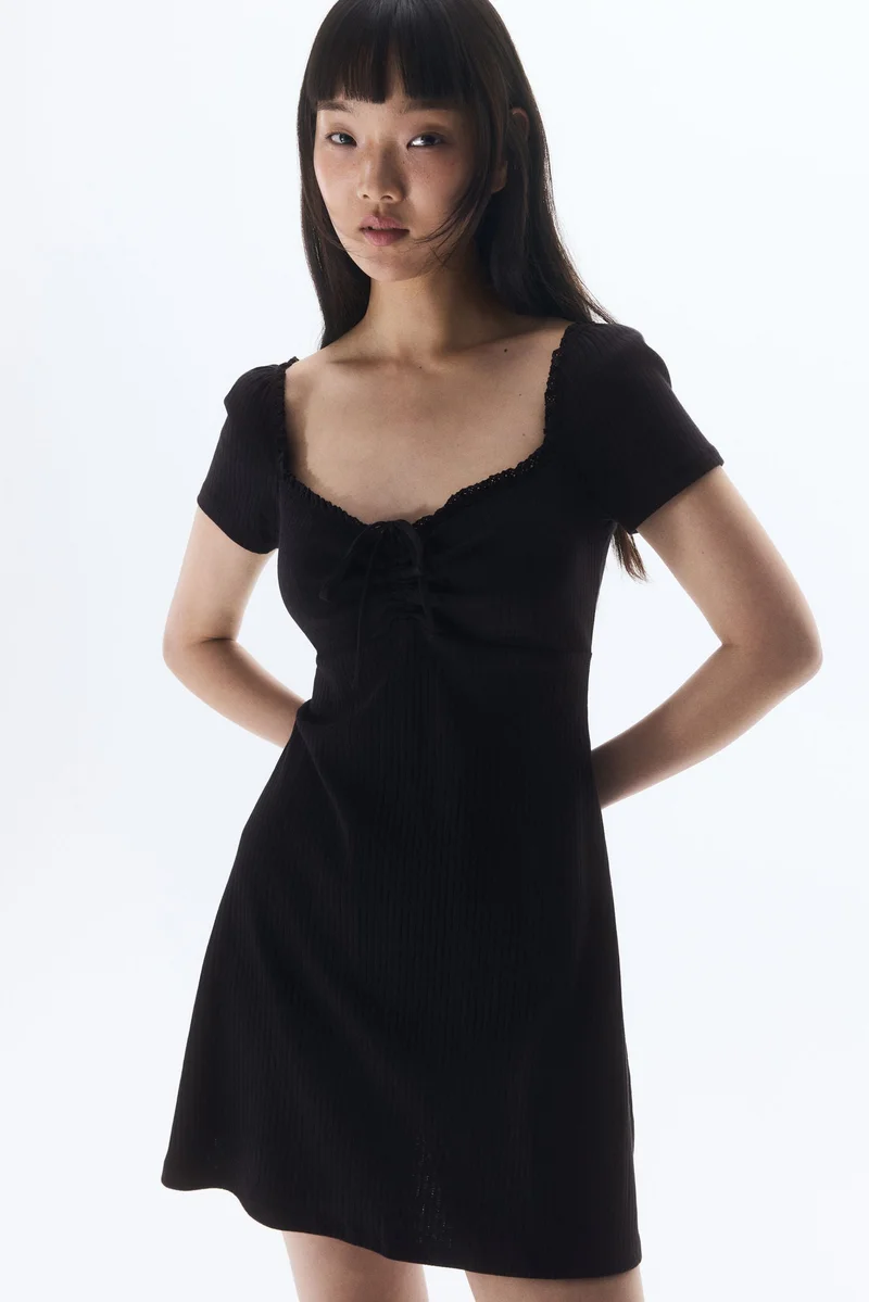 H&M Lace-trimmed flared-skirt dress