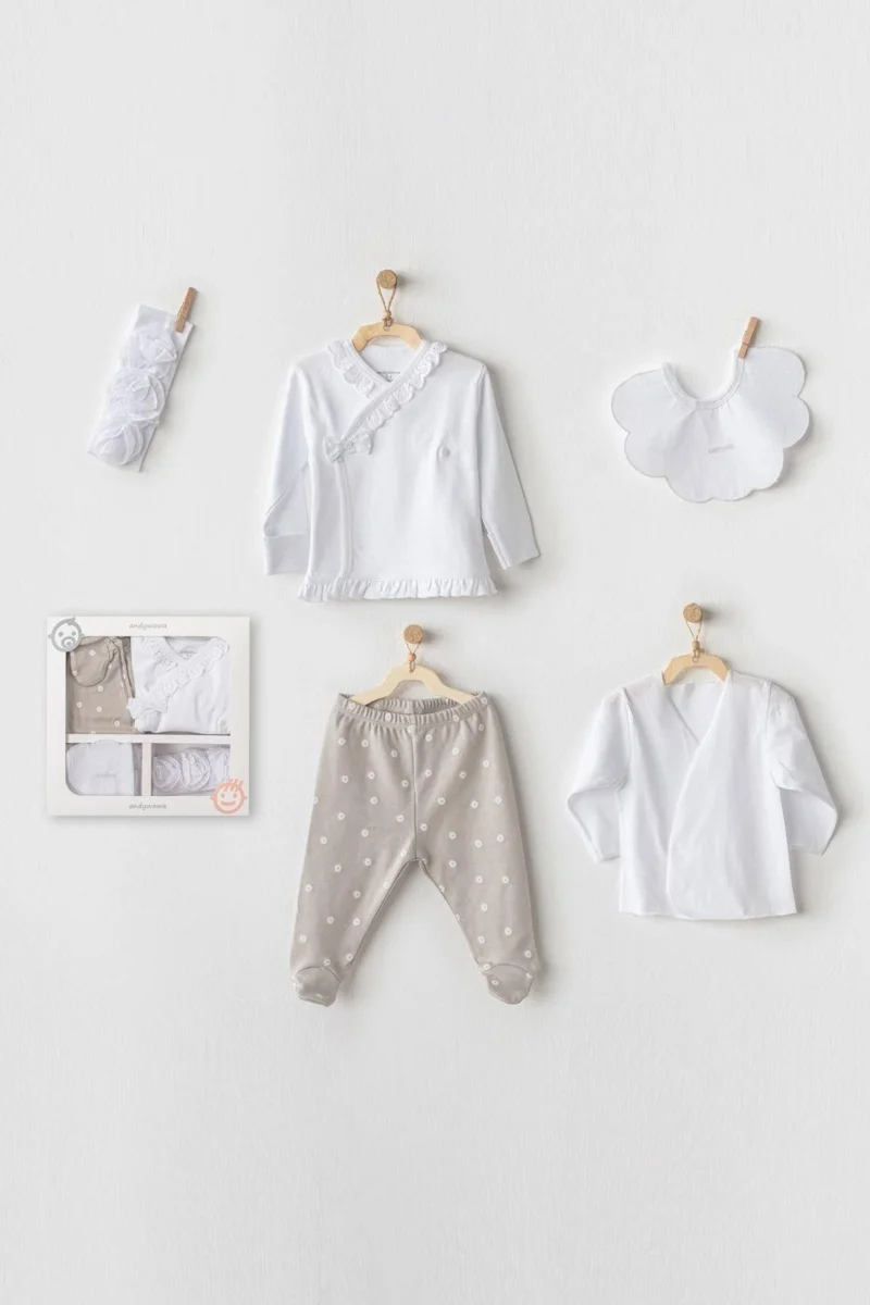 Andywawa AC23660 White Newborn 5-Piece Baby Hospital Discharge Set