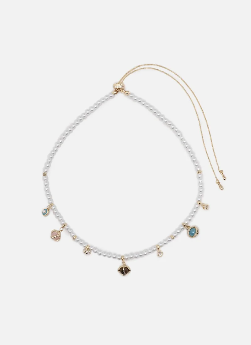 ليتشي عقد من اللؤلؤ مع قلادات صغيرة