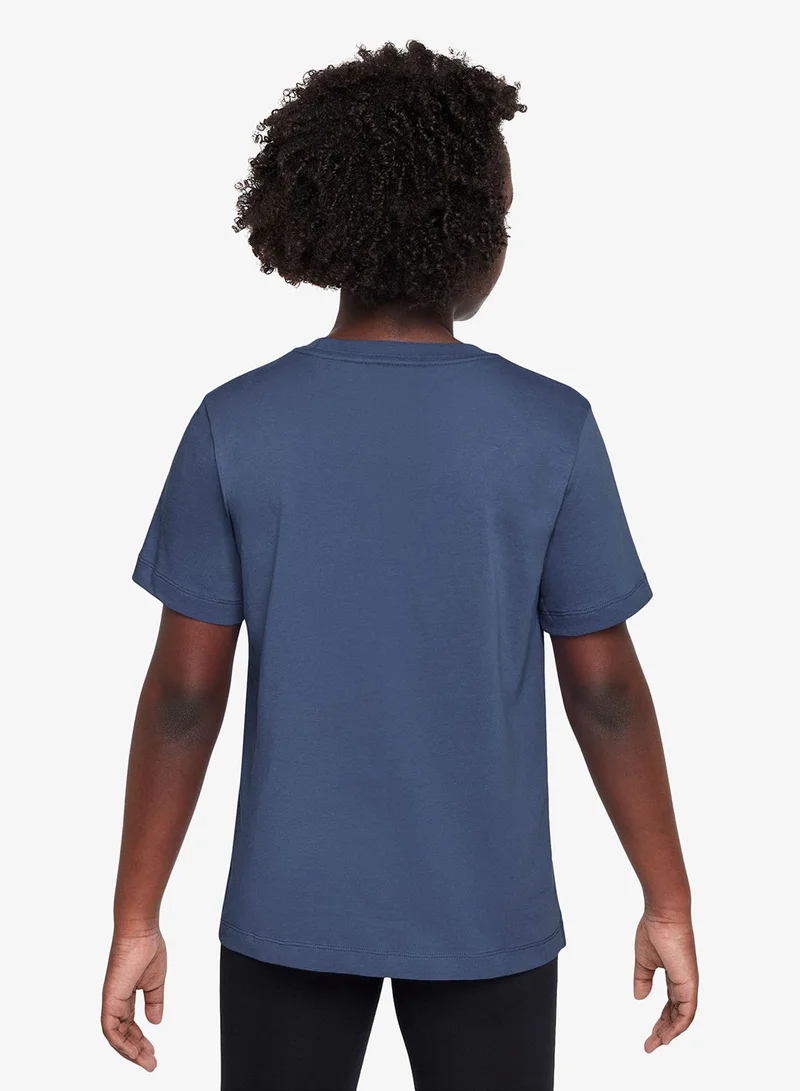 Nike Youth Nsw Embroidered Futura T-Shirt