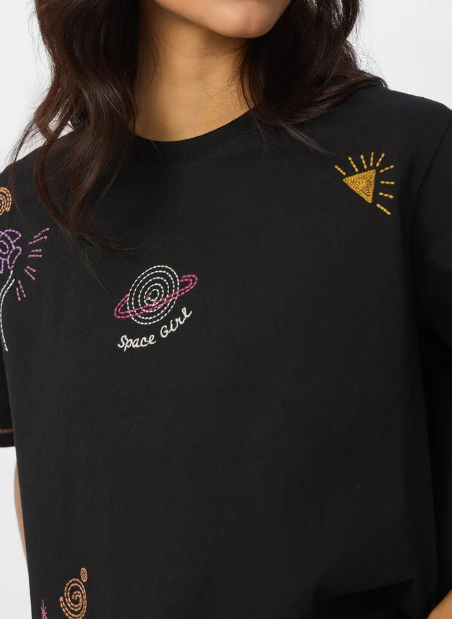 The Souled Store  Relaxed Fit Graphic Print Black T-Shirt for Women  | Best Price UAE