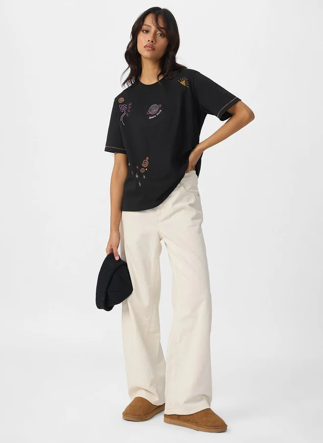 The Souled Store  Relaxed Fit Graphic Print Black T-Shirt for Women  | Best Price UAE