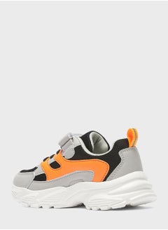 shoexpress Kids Low Top Velcro Sneakers  - Image 3