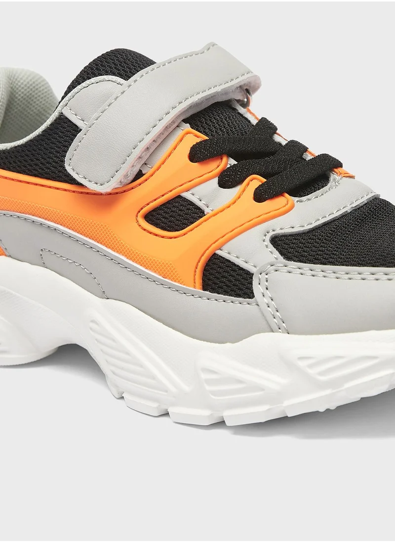 shoexpress Kids Low Top Velcro Sneakers