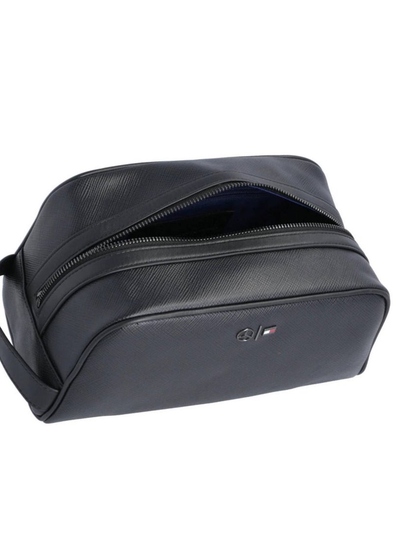 Tommy Hilfiger Plus Tommy Hilfiger Men’s Bag – Stylish and Functional, Premium Material, Adjustable Strap, Multiple Pockets, Secure Closure, Classic Branding, Ideal for Daily Use or Travel  - Image 2