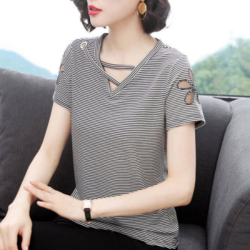 Middle-Aged Women's 2021 Summer Export Supply Korean Style Urban Casual Pullover V Neck Loose Women's T-Shirt - Image 1