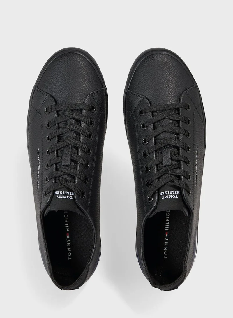 TOMMY HILFIGER Lace Up Low Top Sneakers