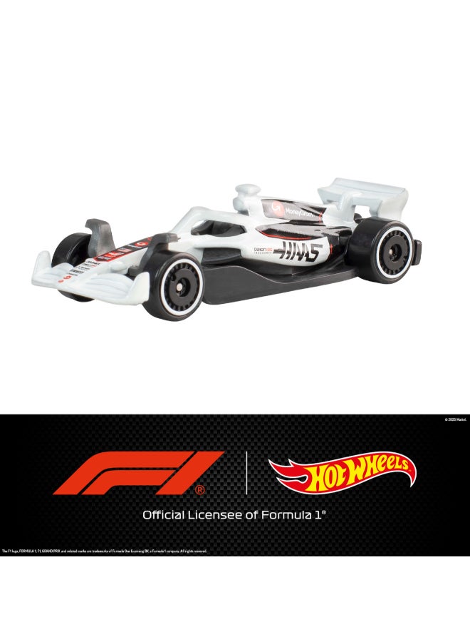 Hot Wheels 1:64 Scale 5-Pack Formula 1  Die-Cast Toy Cars, Set of 5 Officially Licensed, Collectible F1  Race Cars for Play or Display​​ - Image 2