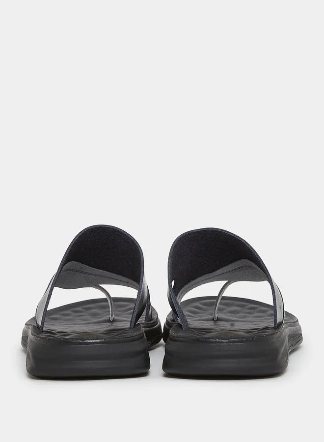 ستايلي Toe Loop Color Block Strap Sandals