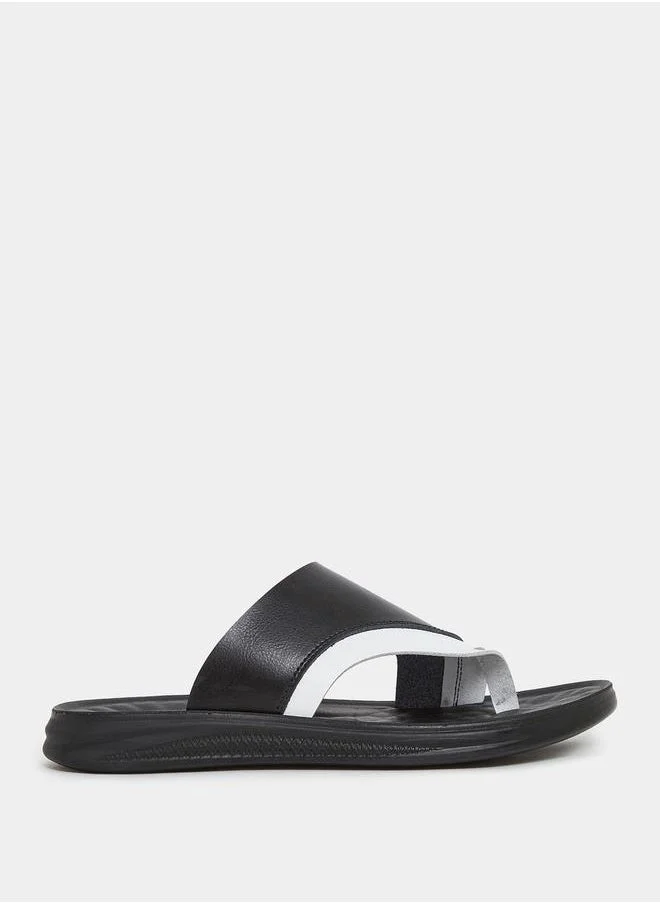 ستايلي Toe Loop Color Block Strap Sandals