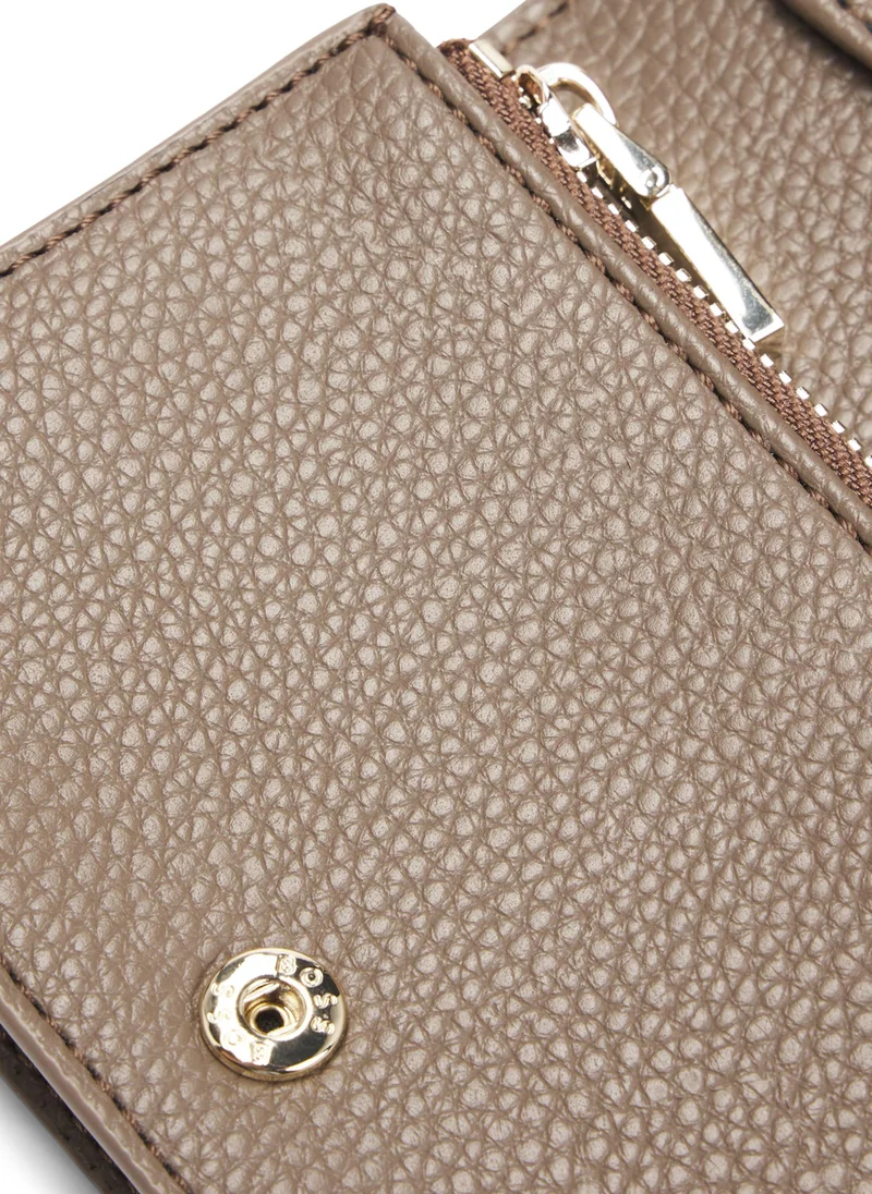 بوس Grained small wallet with Double B monogram
