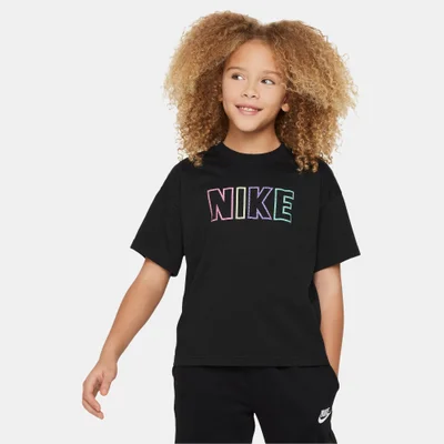 Nike Kids' Sportswear Essential T-Shirt (Older Kids)