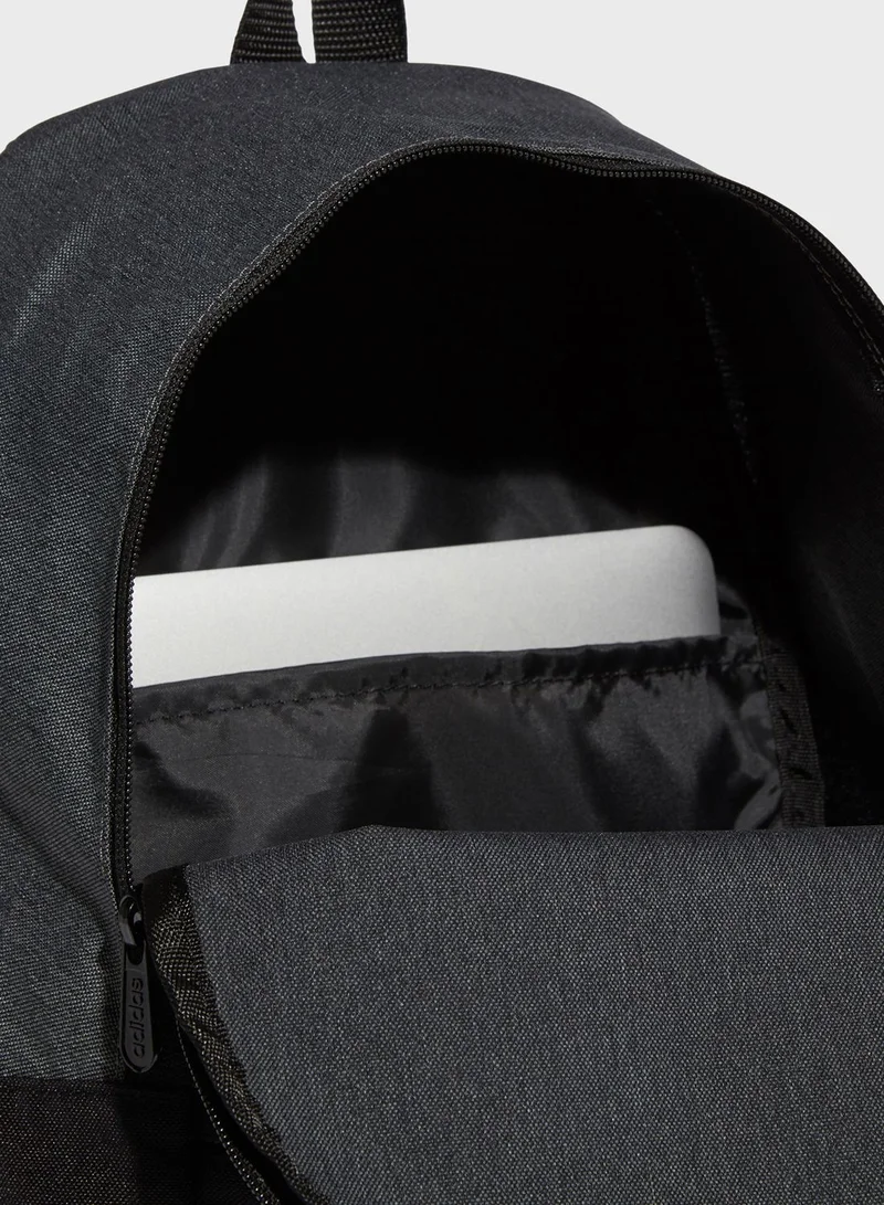 adidas شنطة ظهر بسحاب