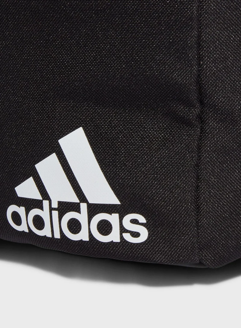 adidas شنطة ظهر بسحاب