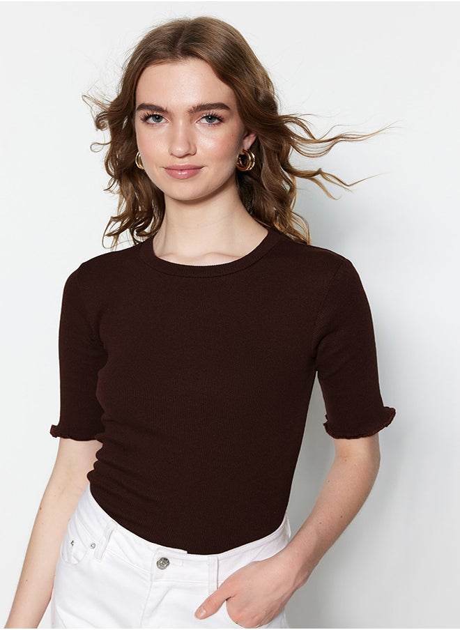 trendyol - Brown Corded Fitted/Fitted Crew Neck Stretch Knitted Blouse TWOSS23BZ00025 - Image 1