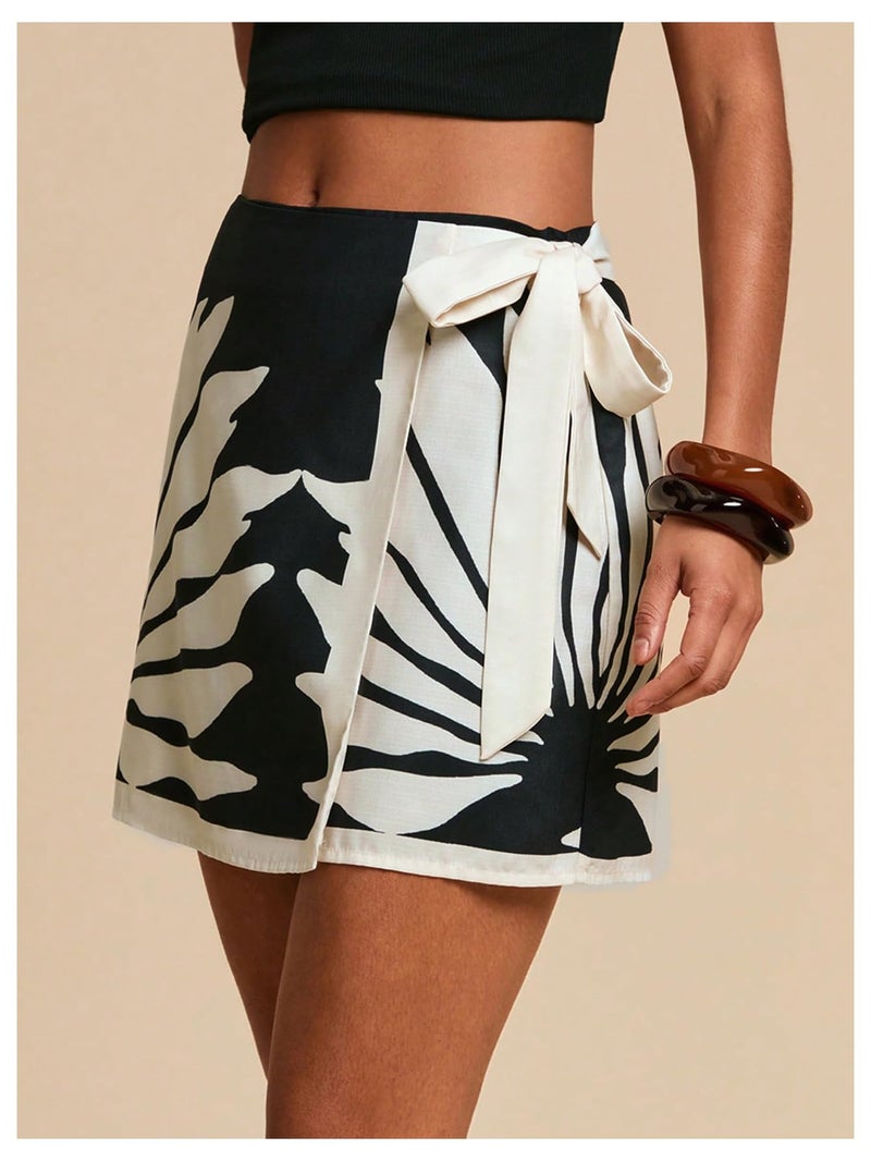 MakeMeChic Women's Summer Boho Wrap Mini Skirt Beach Vacation Short Skirts Leave Print Black Medium - Image 2