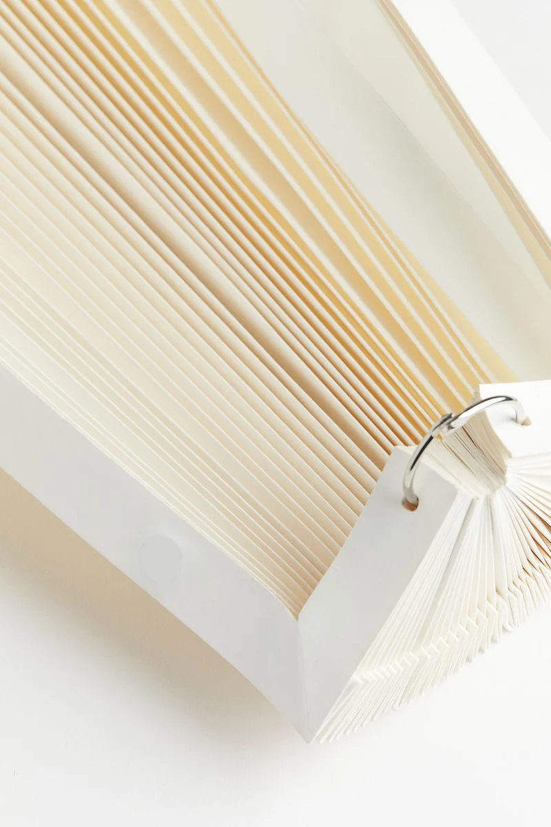 H&M Pleated lampshade