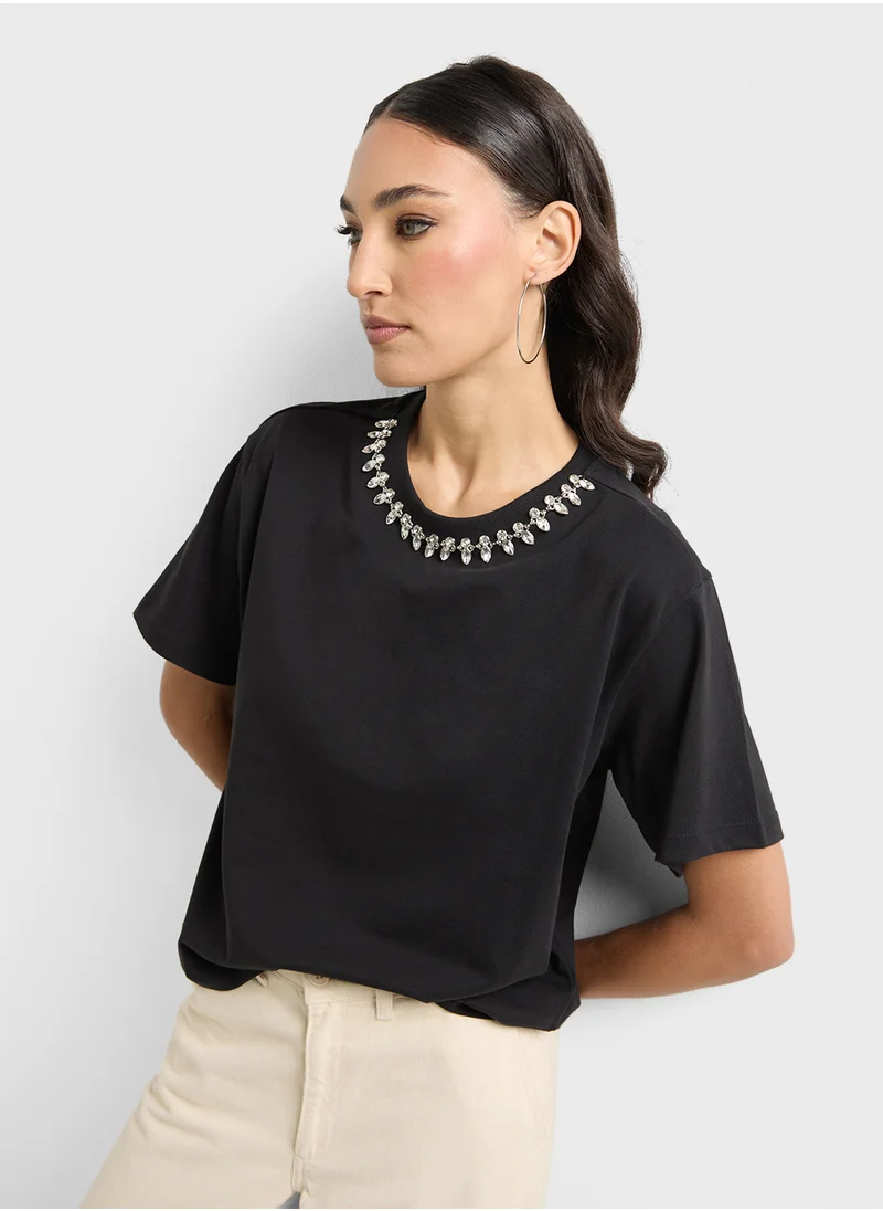 اونلي Embellished Crew Neck Top