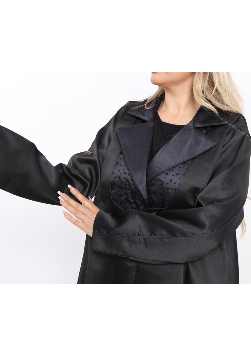 MyesuQ Black abaya with a navy blue embroidered collar and navy blue qitan on the sleeves - Image 2