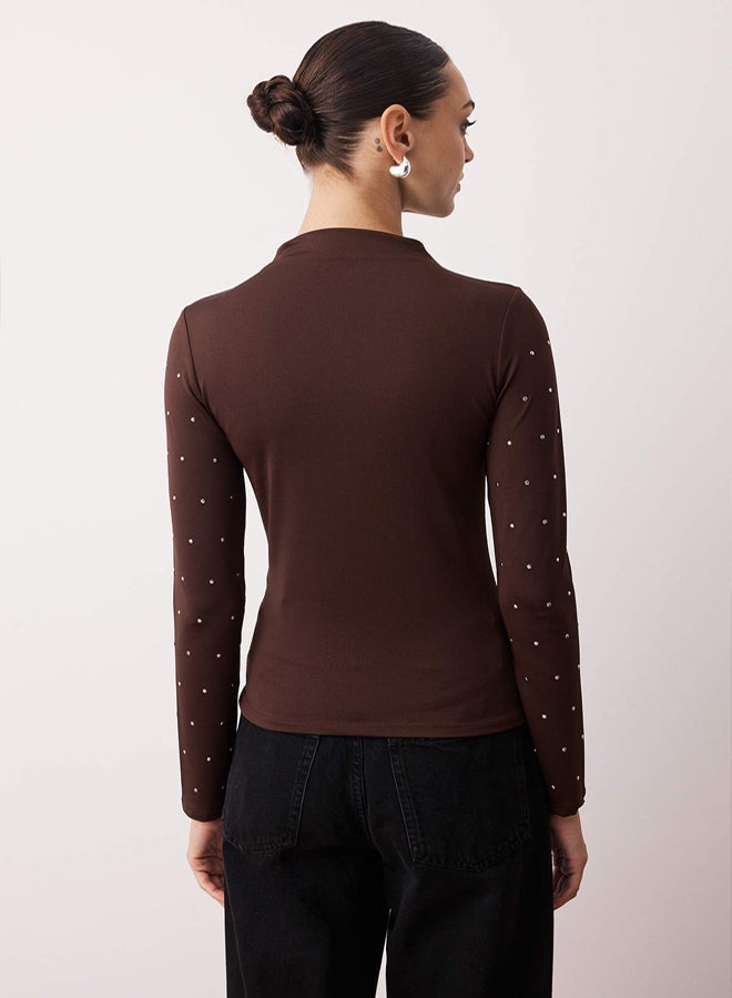 trendyol Brown Troc Accessory Detail Fitted/Slim Fit Stand Collar Stretch Knitted Blouse - Image 4