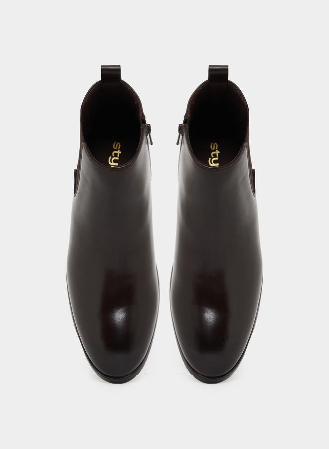 Styli Men Faux Leather Chelsea Boots - Image 3
