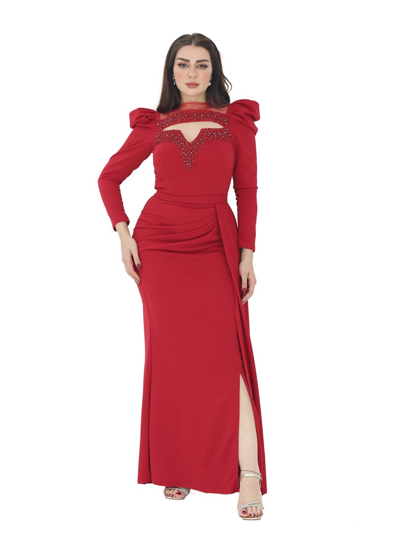 مودرن ديزاين فستان انيق فتحة صدر بتصميم روماني من خامة الكريب اللون الاحمر ومميز بتطريز بالصدر بشكل قلب  يتميز هذا الفستان بتصميمه الراقي وبفتحه اسفل الفستان للإطلالة جذابة وأنيقة - Image 1