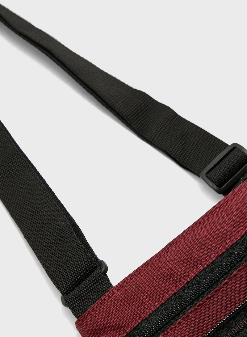 EASTPAK Rusher Messenger Bag