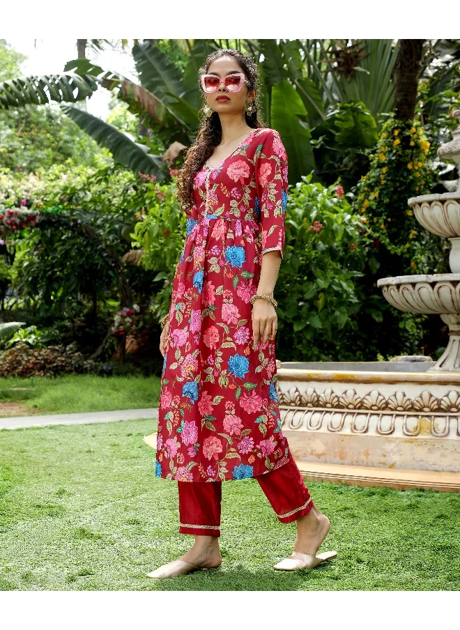  قصة Women's Crimson Red Flora Cluster Kurta With Trousers And Dupatta