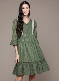 GREEN