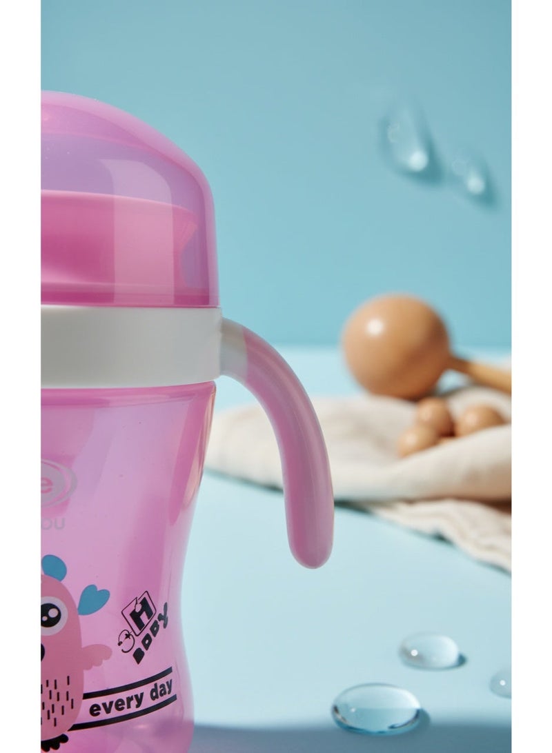 ترو كوب الشرب ترو 360 درجة مع مقابض وغطاء | سعة 240 مل | مقاوم للانسكاب | حافة شرب 360 درجة | مقابض مريحة وسهلة الإمساك | مناسب للأطفال من عمر 12 شهرًا فما فوق | خالٍ من مادة BPA | وردي - Image 4