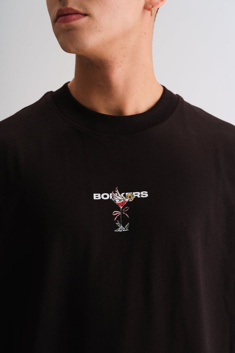 بونكرس كُرنر Cosmopolitan Black Oversized T-shirt - Image 4