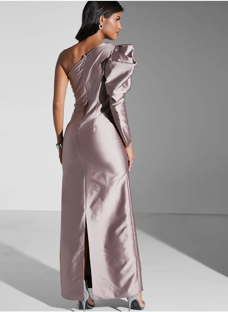 Namshi x Zena Louay One Shoulder Gown