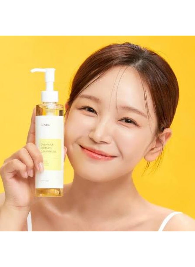 iUNIK The Secret to Korean Glass Skin: iUNIK Calendula Complete Cleansing Oil for Deep Pore Cleansing & Blackhead Removal - 200ml - Image 2