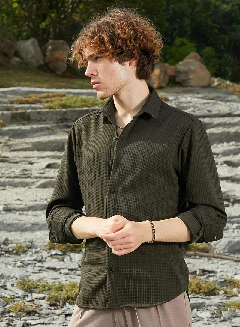 Campus Sutra Men's Army Green Ribbed-Woven Shirt
