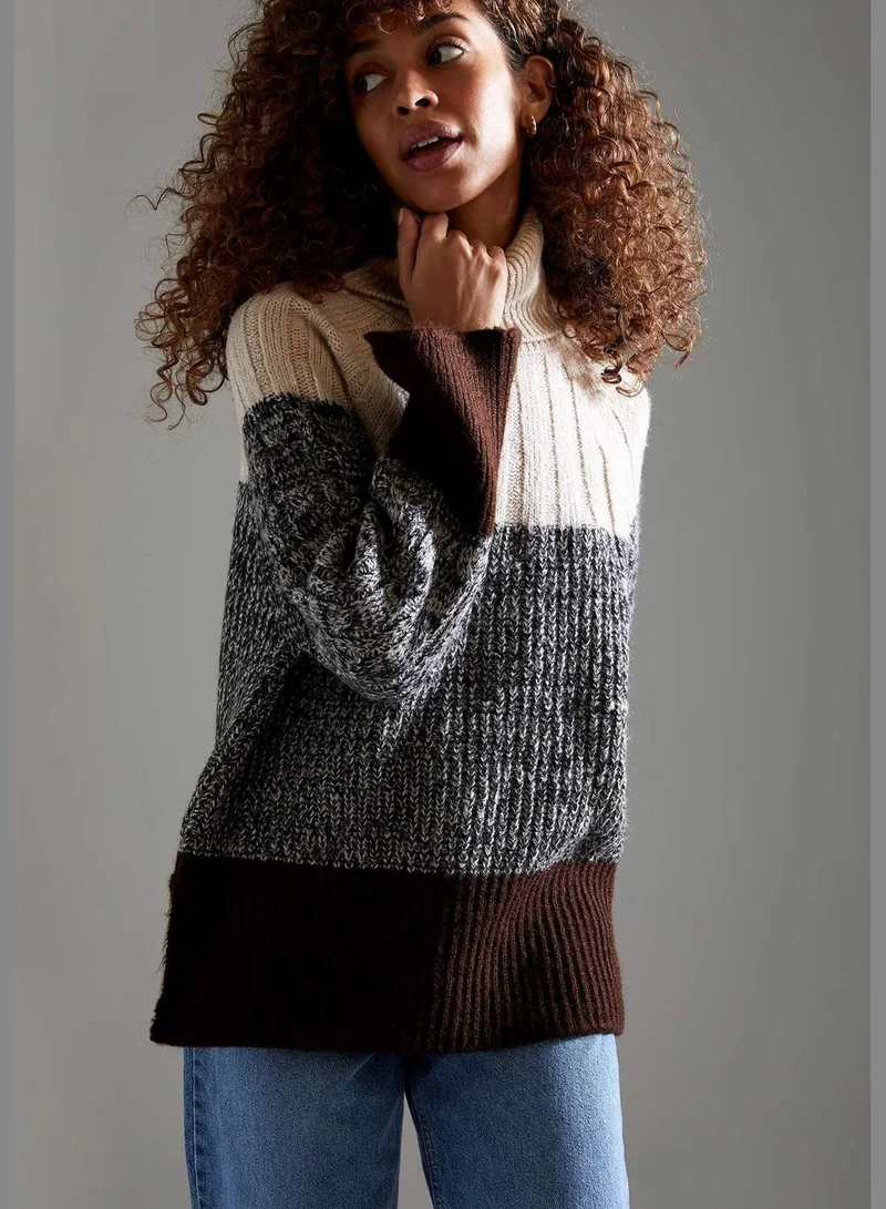 ديفاكتو Oversize Fit Long Sleeve Printed Knit Jumper