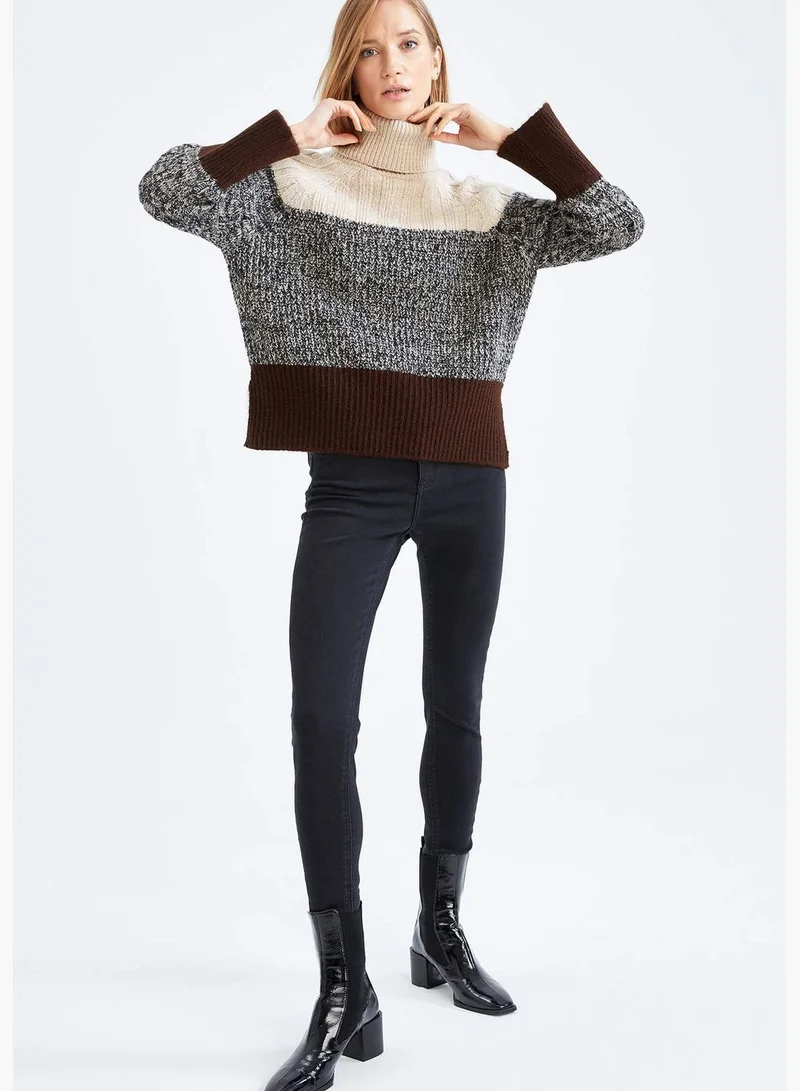 ديفاكتو Oversize Fit Long Sleeve Printed Knit Jumper