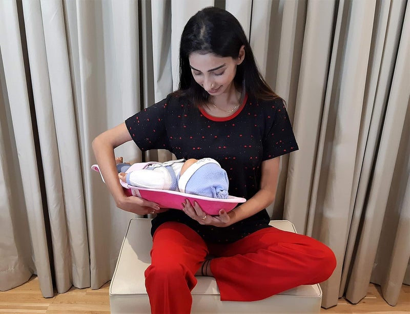 HOOPA وسادة تغذية هووبا بلون وردي مزدوج | وردي-فراولة | وسادة للرضاعة | وسادة للتمريض | حاملة للرضع | حديثي الولادة حتى 4 أشهر | دعم كامل للجسم - Image 4