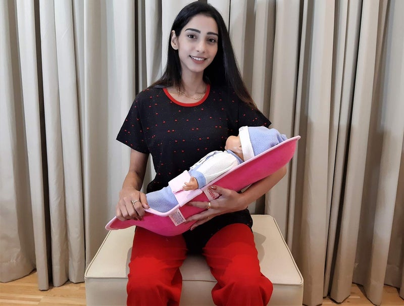 HOOPA وسادة تغذية هووبا بلون وردي مزدوج | وردي-فراولة | وسادة للرضاعة | وسادة للتمريض | حاملة للرضع | حديثي الولادة حتى 4 أشهر | دعم كامل للجسم - Image 5