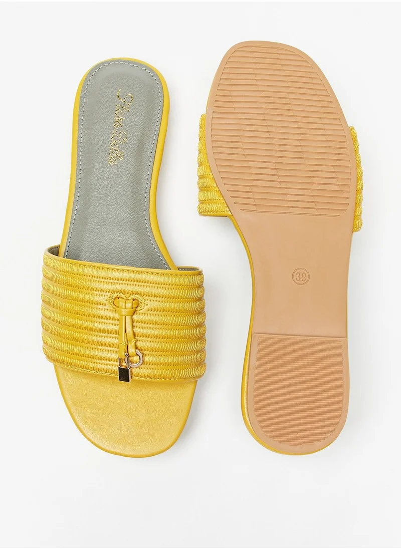 فلورا بيلا Textured Slip On Slides