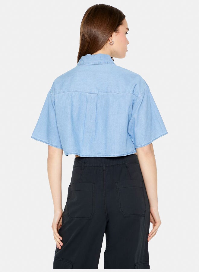 FOREVER 21 Boxy Cropped Chambray Shirt - Image 2