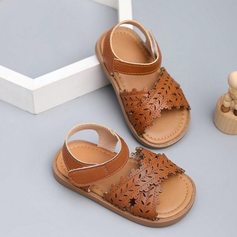 Girls Spring And Retro Lace Hollow Girl Beach Shoes Western Style Baby Sandals Women - Image 4