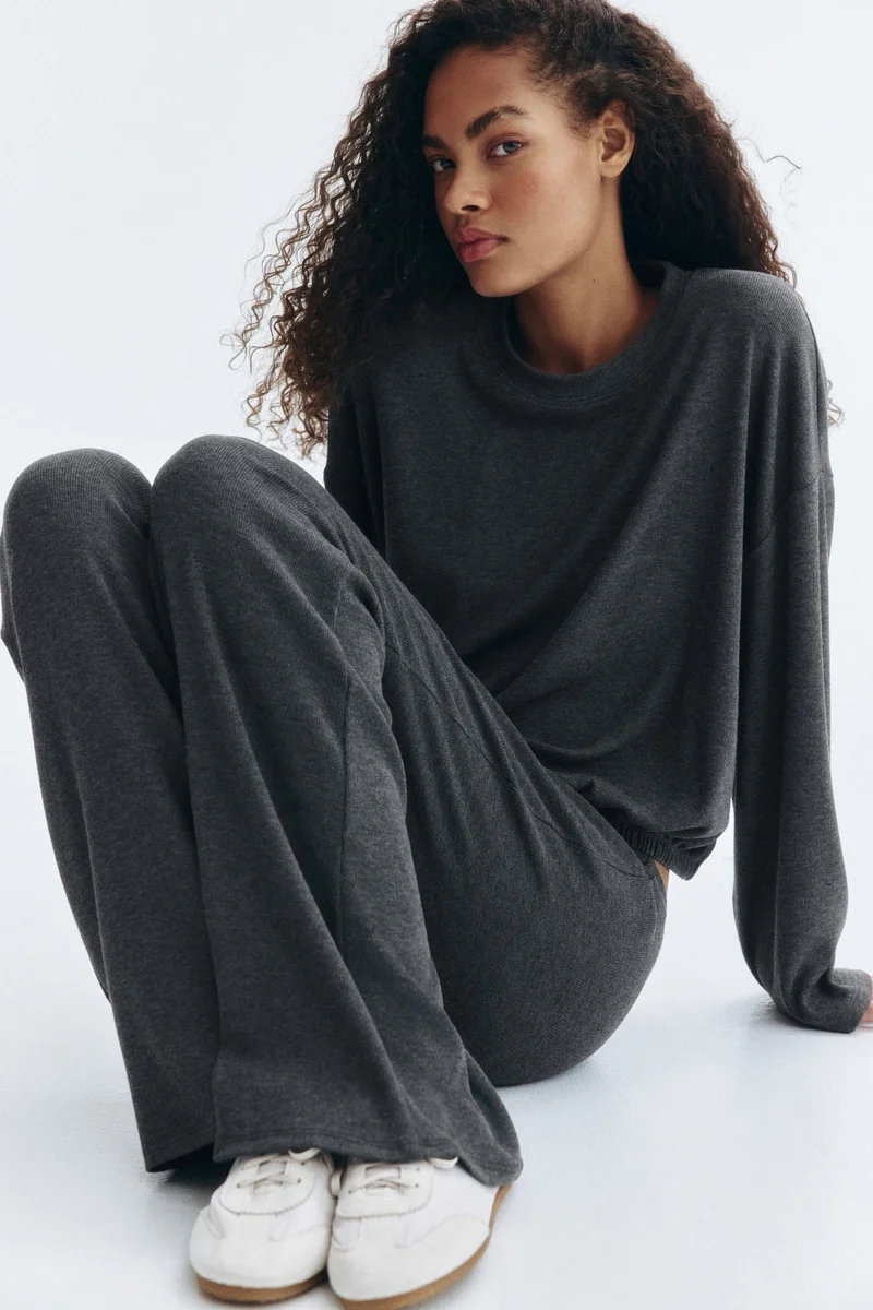 H&M Flared fine-knit trousers