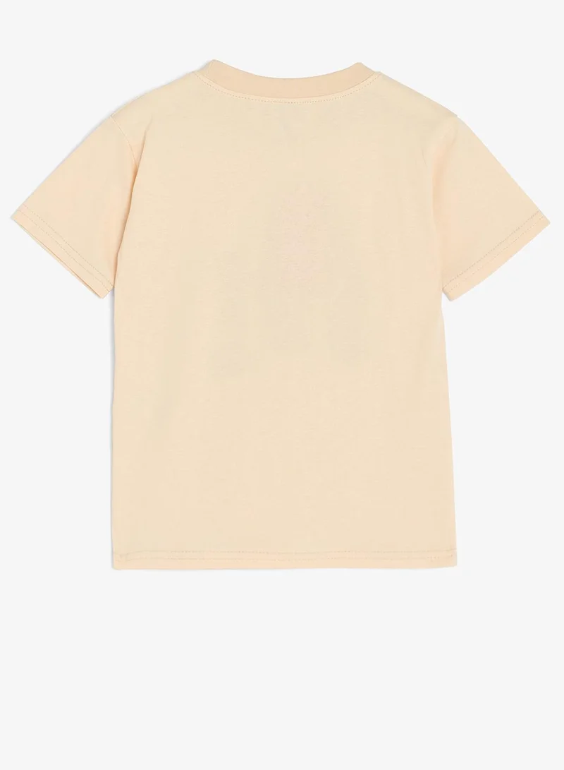 Pinata  Printed Cotton Basic Tshirt for Men | Best Price UAE