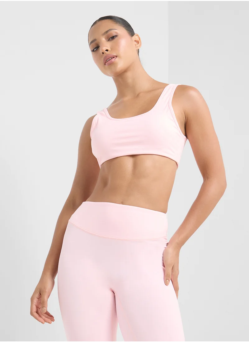 FRWD Basic Essential Sports Bra