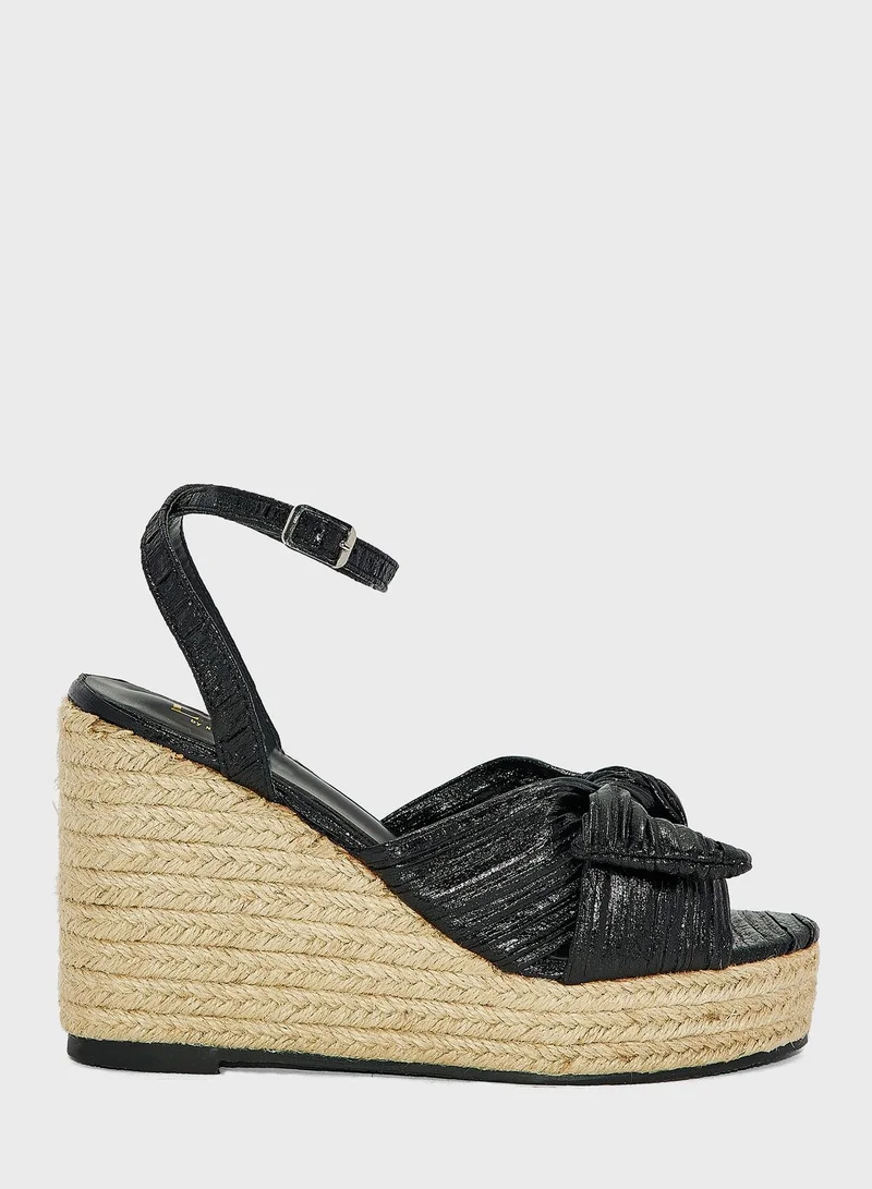 ايلا Gold Strappy Wedge Sandal