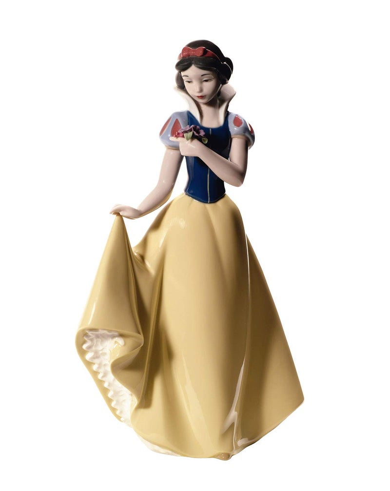 Nao 2001680.0 Snow White - Image 4