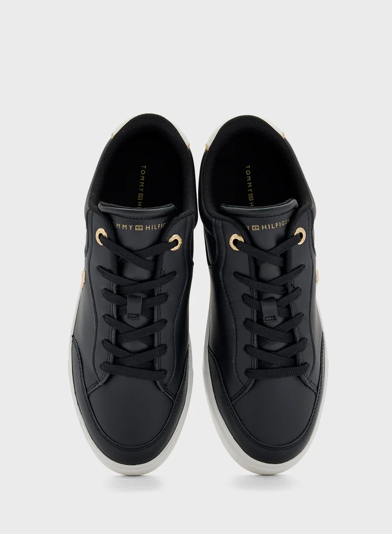 TOMMY HILFIGER Logo Detail Lace Up Low Top Sneakers